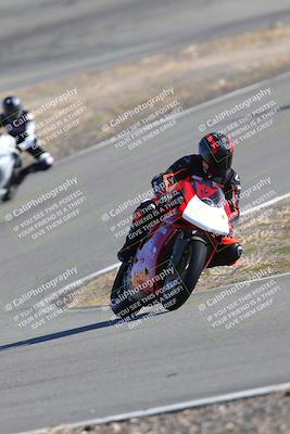 media/Feb-05-2023-Classic Track Day (Sun) [[c35aca4a42]]/Group 2/session 4 turn 4/